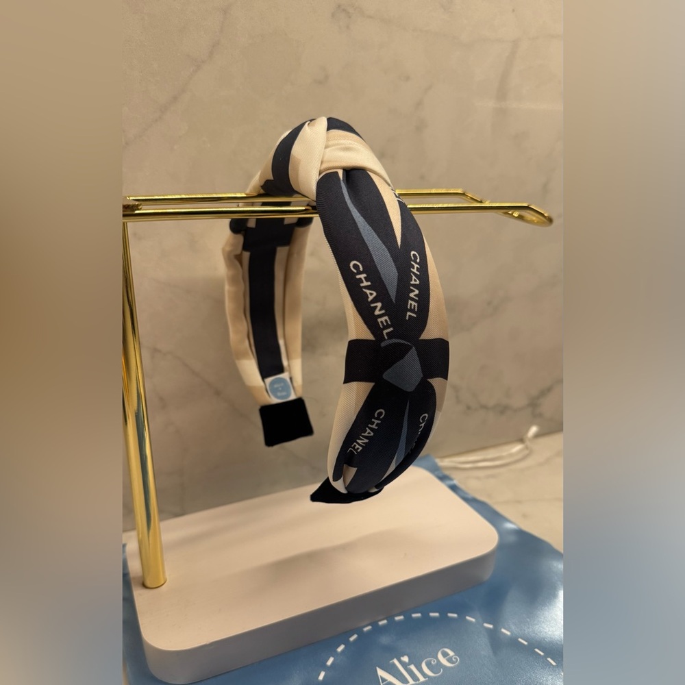 Alice + Hops Bailey Headband: Chanel